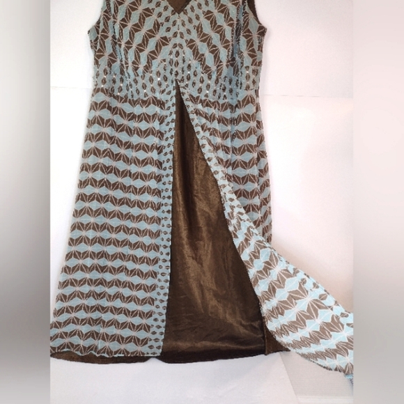 Signature By Robbie Bee Women's Silk Brown and Blue Patterned Dress - Picture 2 of 10